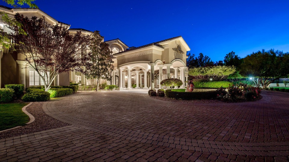 Queensridge Gustavo Onink The Suiter Group